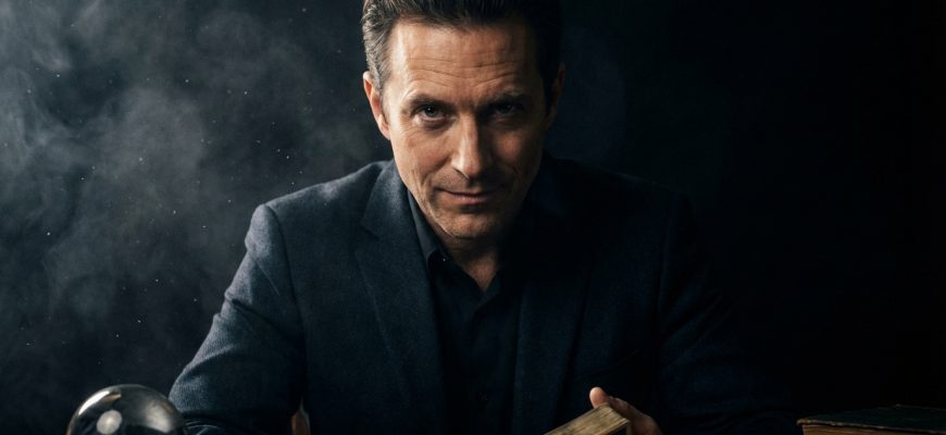 He’s Not a Magician. He Knows What You’re Thinking.